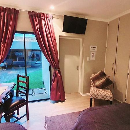 The Spare Bedroom Unit 1 Harrismith Exterior foto
