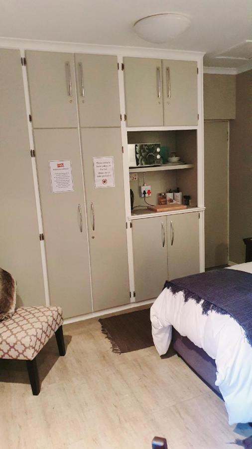 The Spare Bedroom Unit 1 Harrismith Exterior foto